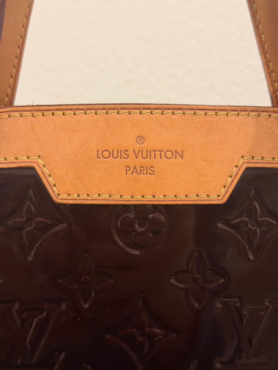 Louis Vuitton Brea MM, Monogram Vernis in Amarante