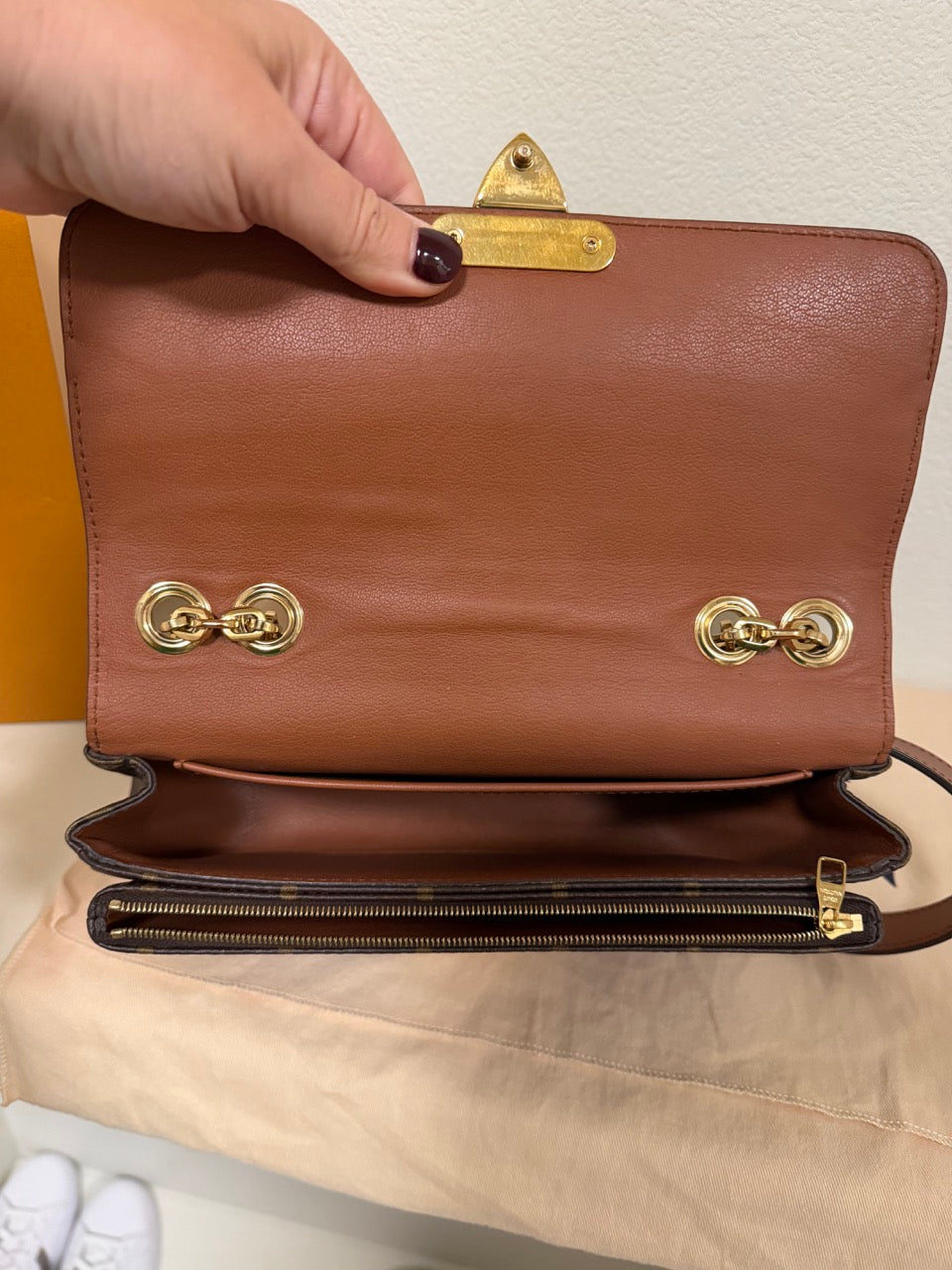 Louis Vuitton Marceau, Monogram with Caramel Trim