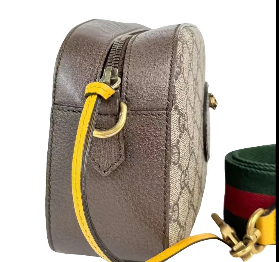 Gucci Neo Vintage GG Supreme Small Messenger Bag