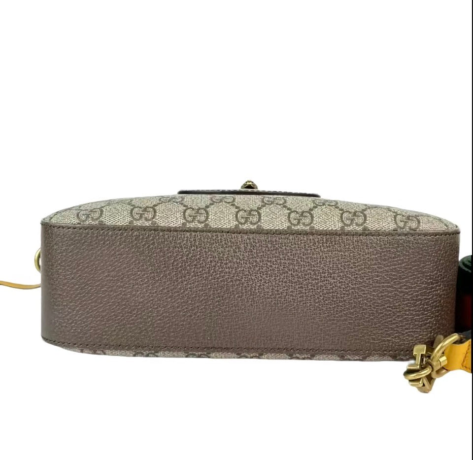 Gucci Neo Vintage GG Supreme Small Messenger Bag
