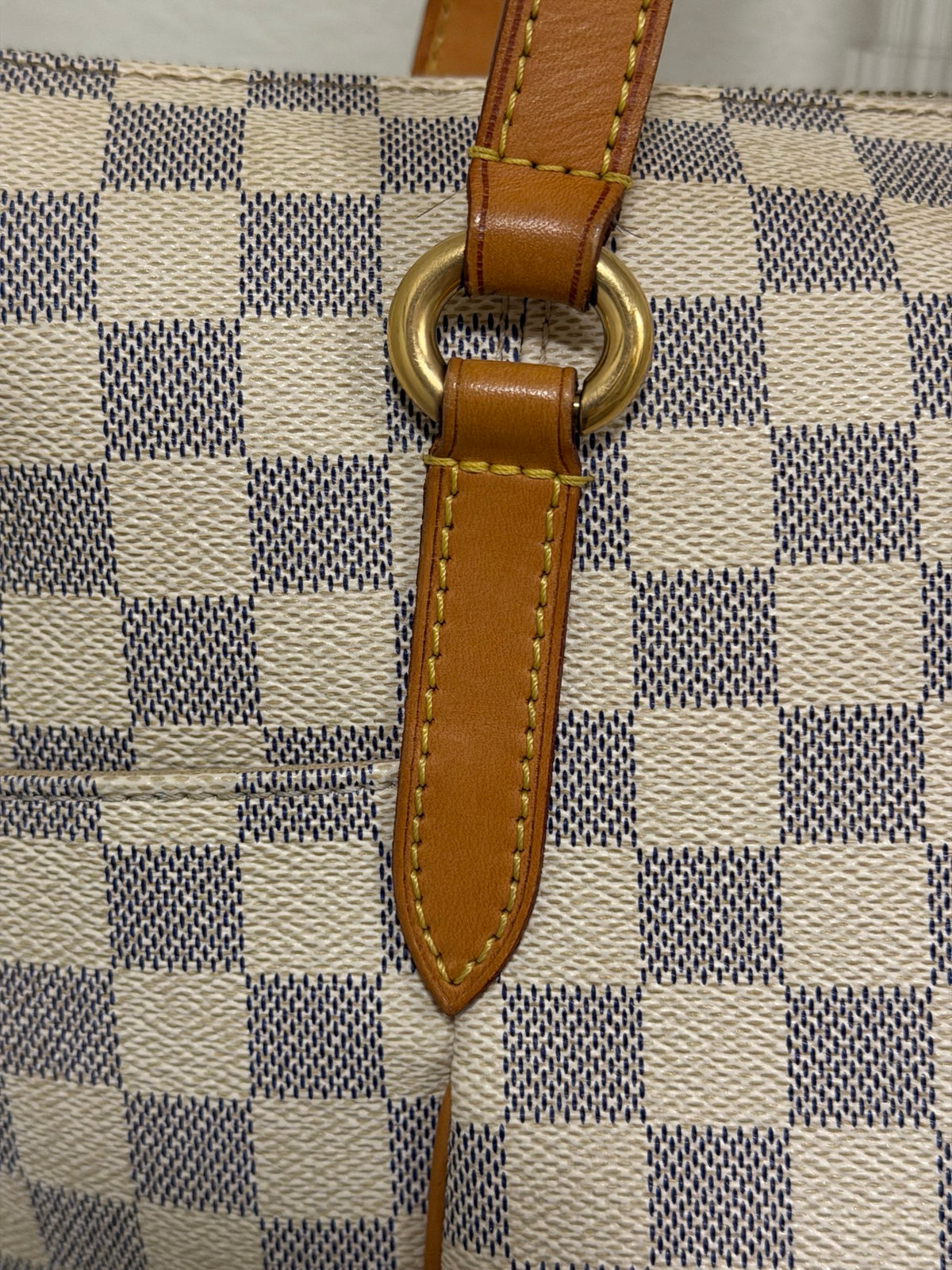 Louis Vuitton Totally PM — Damier Azur, Honey Vachetta, Gold Hardware