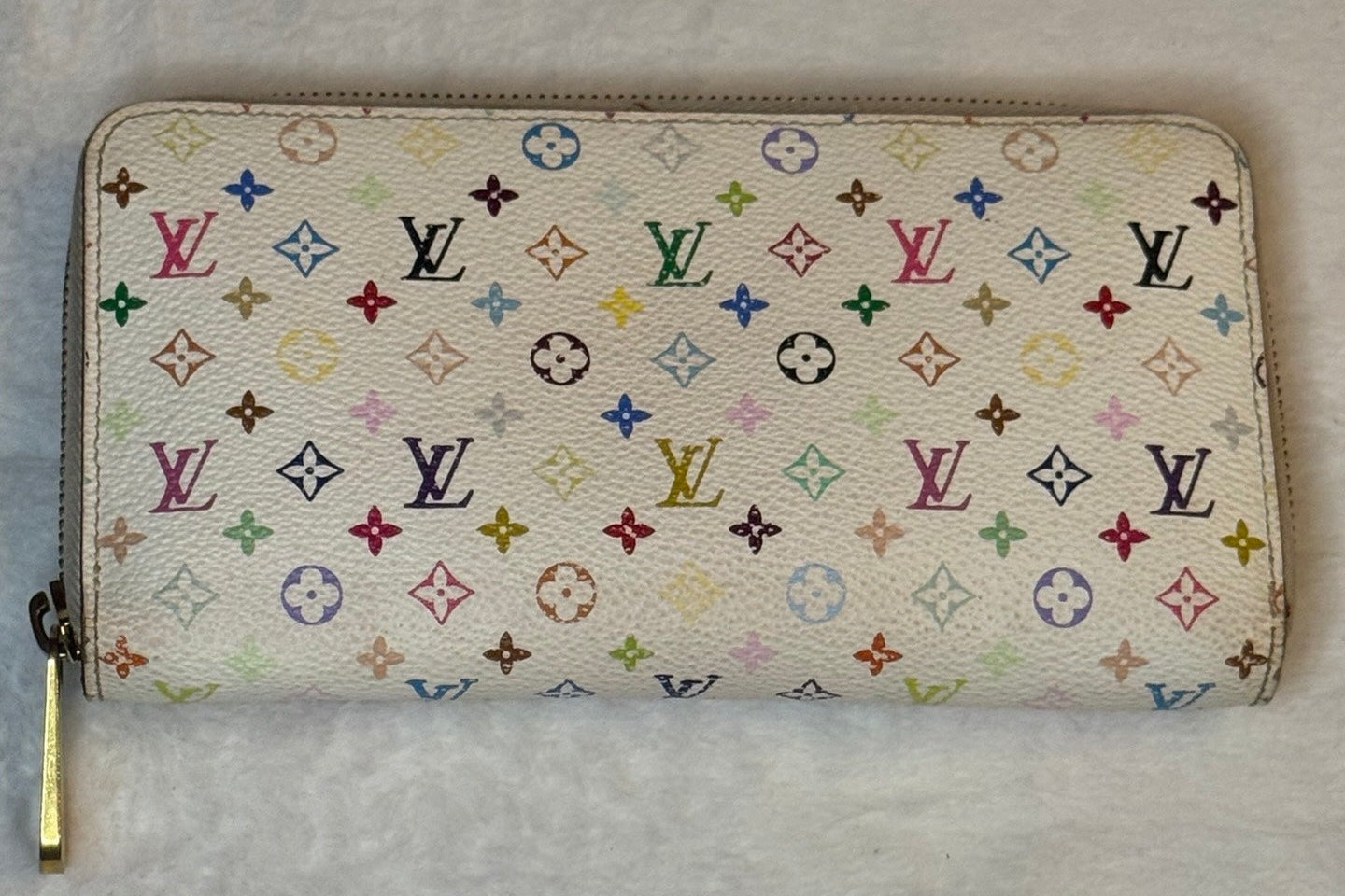 Louis Vuitton Zippy Wallet – White Multicolore Monogram Canvas (Pre-Owned)