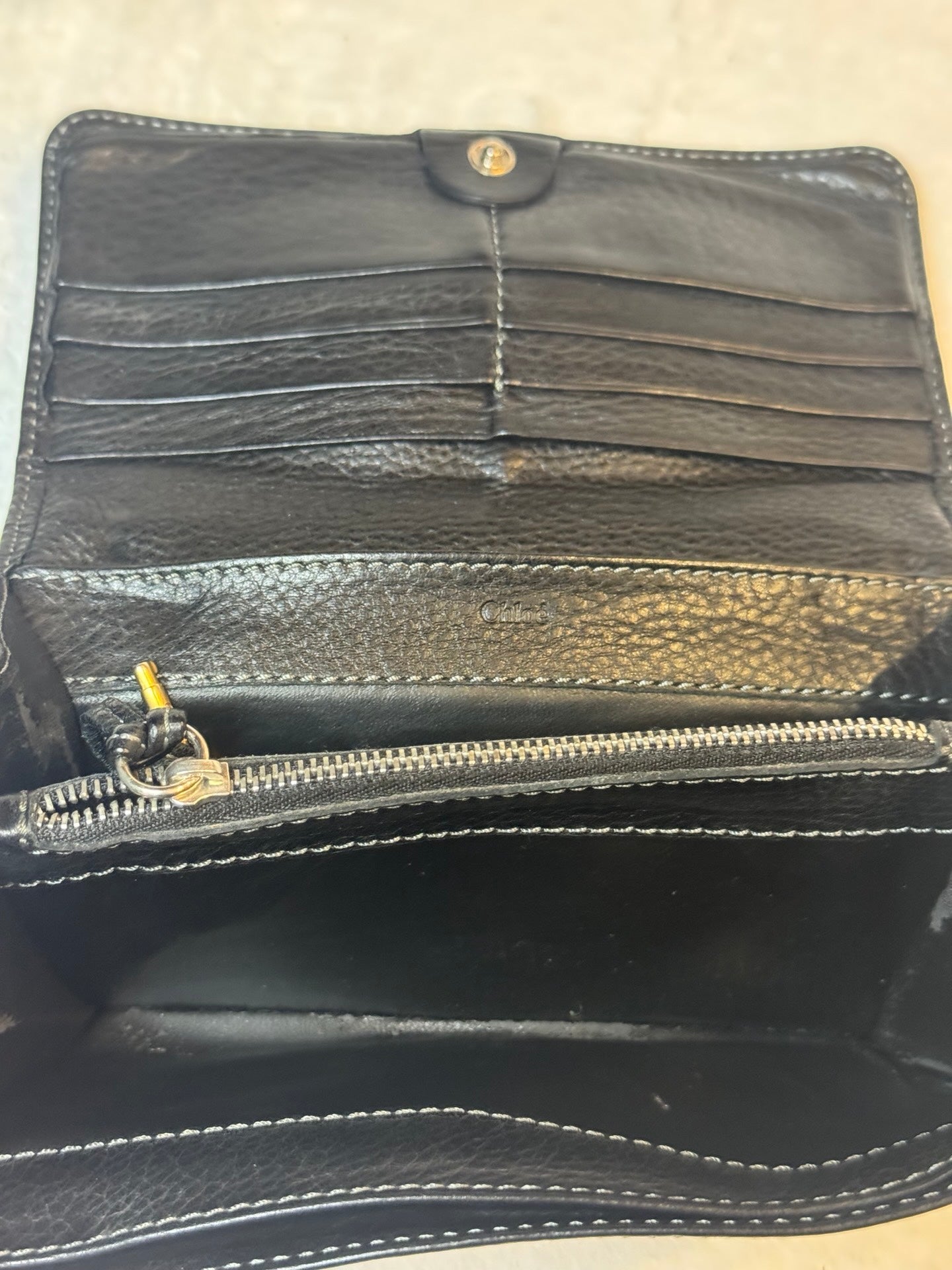 Chloé Long Wallet – Black Grained Leather with Gold Stud Hardware (Pre-Owned)