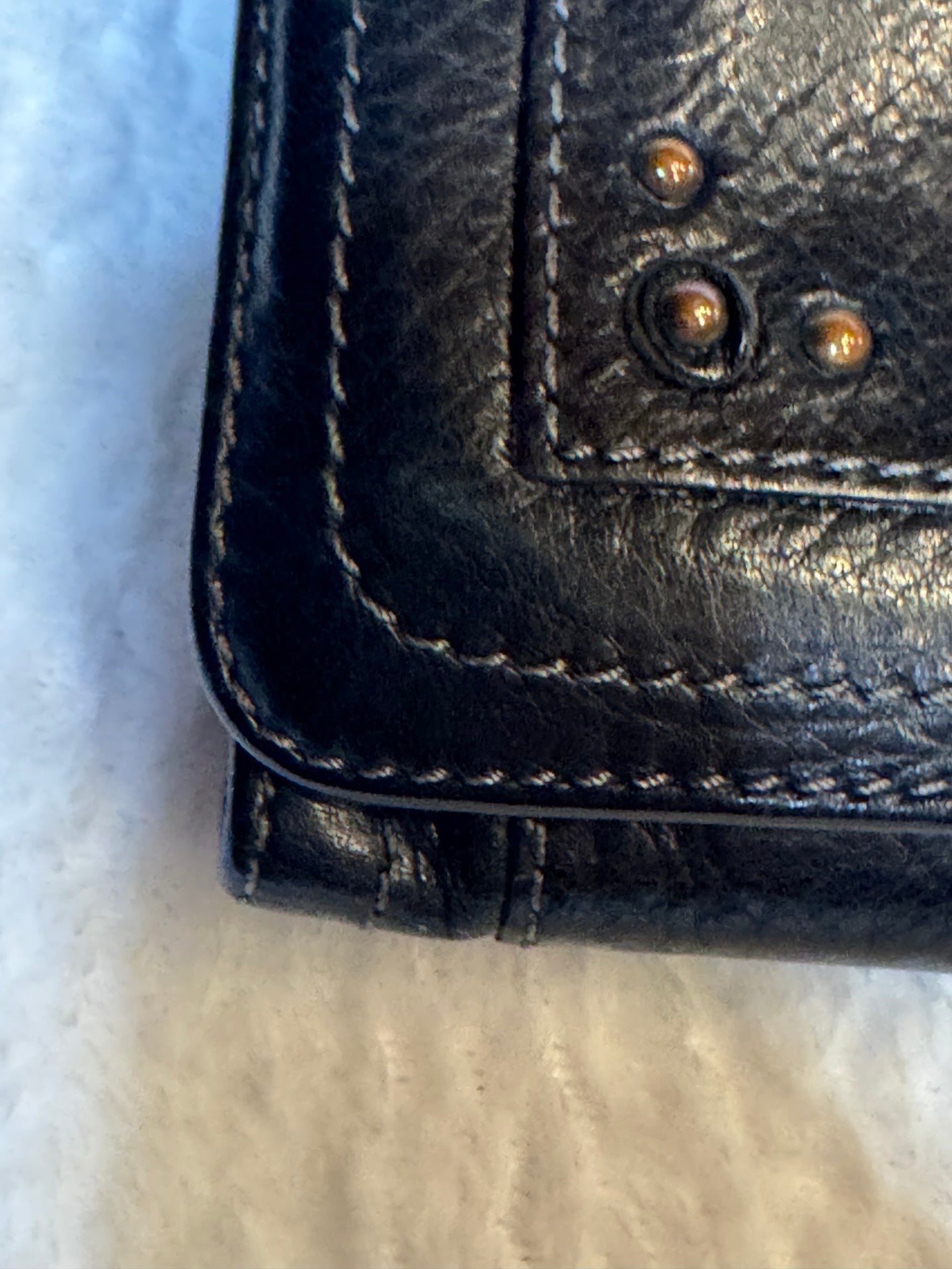 Chloé Long Wallet – Black Grained Leather with Gold Stud Hardware (Pre-Owned)