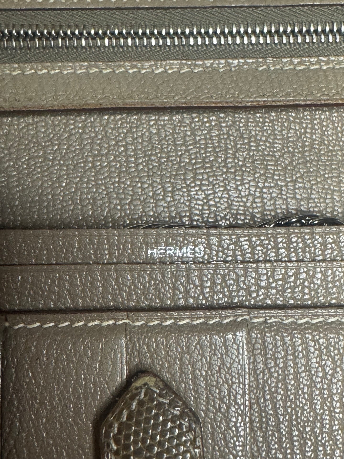 Hermès Béarn Long Wallet – Taupe Lizard Skin (Lézard), Palladium Hardware (Pre-Owned)