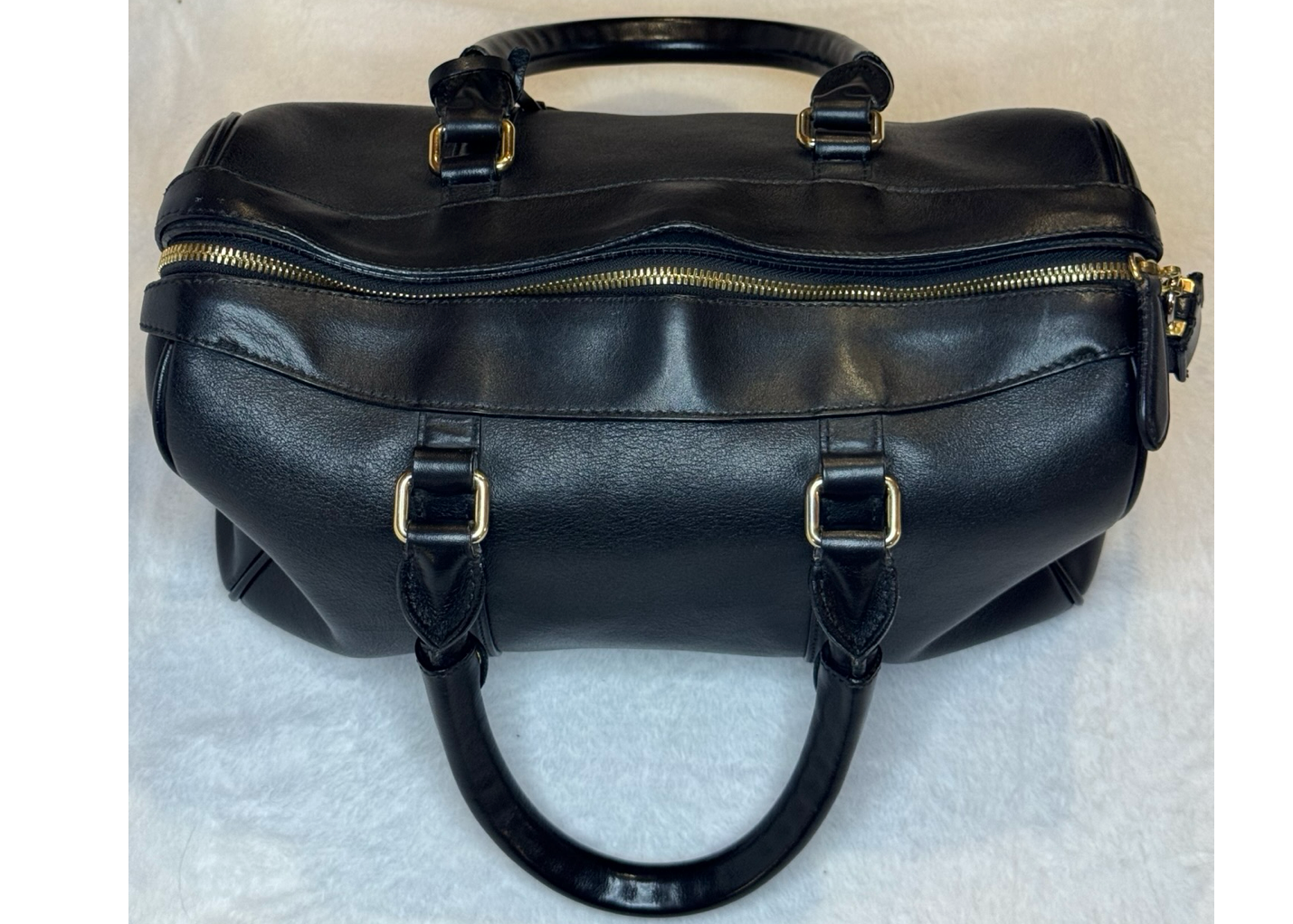Burberry Boston Bag – Black Leather, Gold Hardware, Nova Check Interior (Pre-Owned)