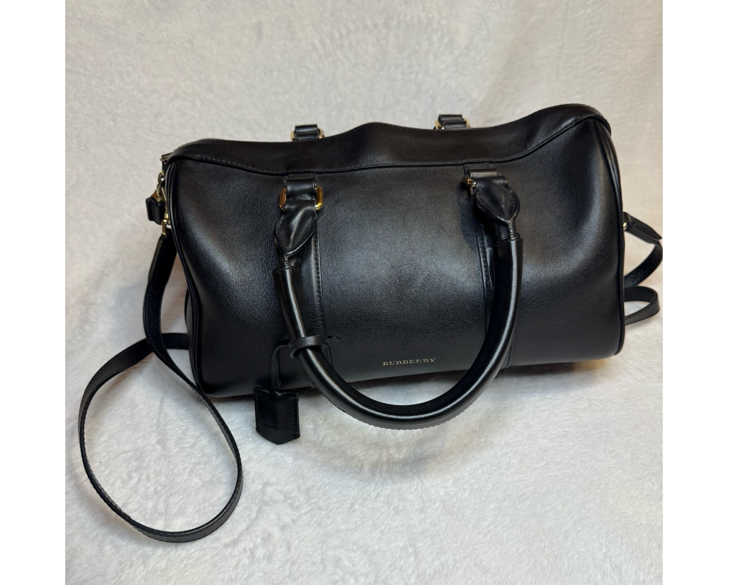 Burberry Boston Bag – Black Leather, Gold Hardware, Nova Check Interior (Pre-Owned)