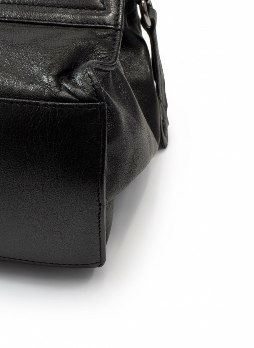 Chanel Vintage Timeless CC Zip Tote — Black Lambskin, Gold Hardware