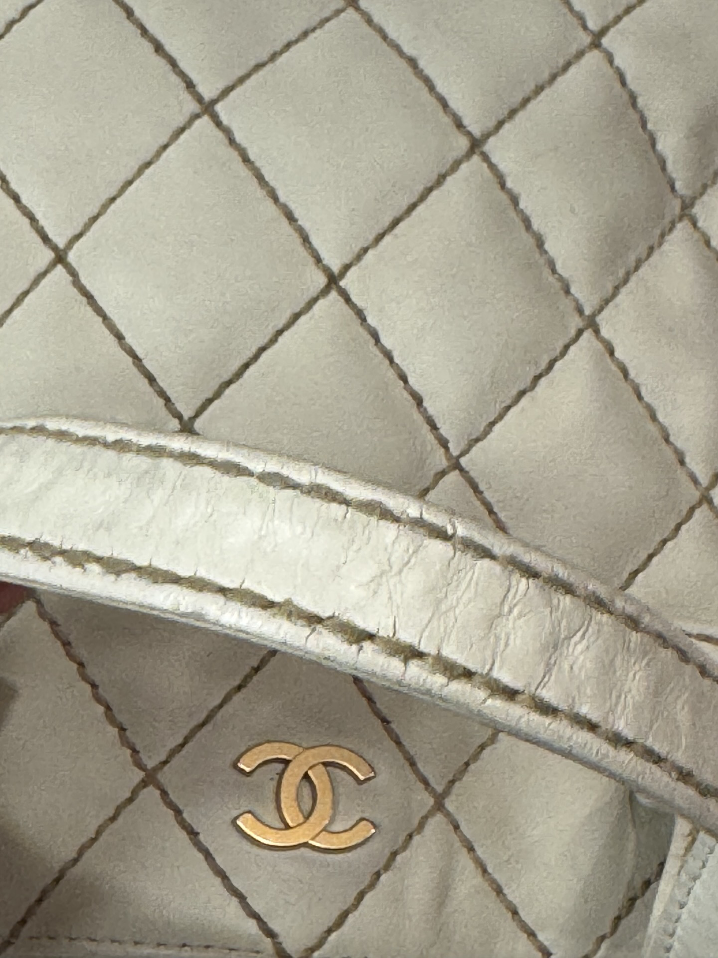 Chanel Wild Stitch Petite Tote — Ivory Calfskin, Gold CC