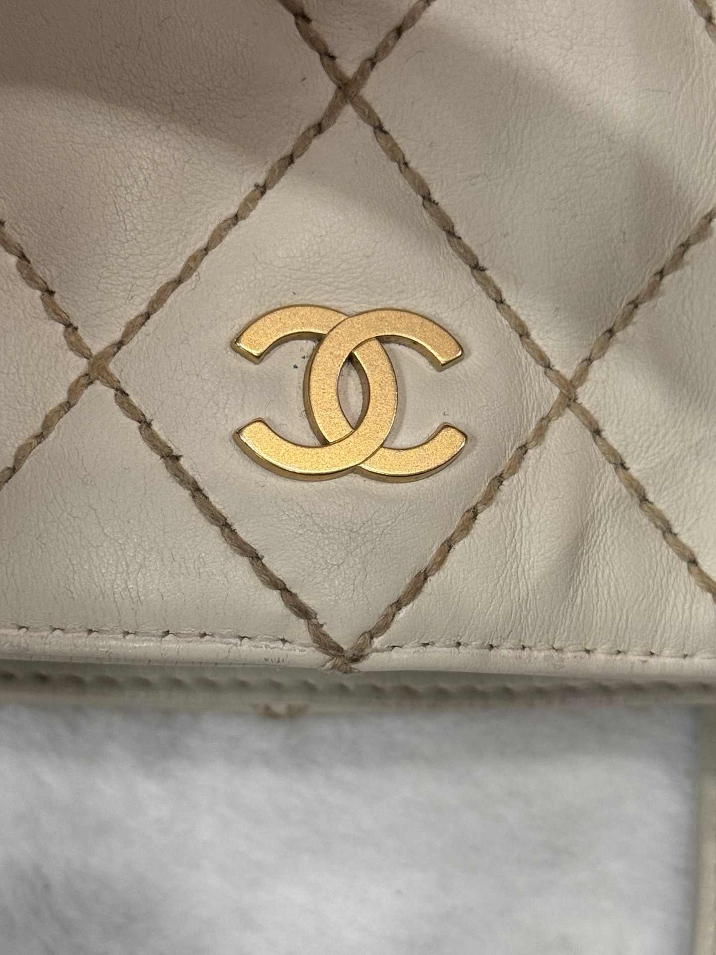 Chanel Wild Stitch Petite Tote — Ivory Calfskin, Gold CC
