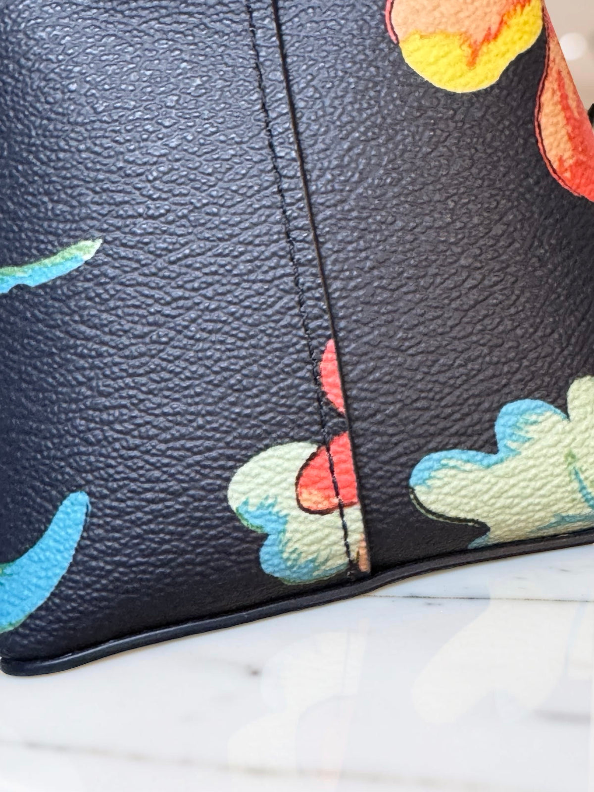 Coach Small Town Bucket Bag — Dreamy Land Floral, Midnight Navy