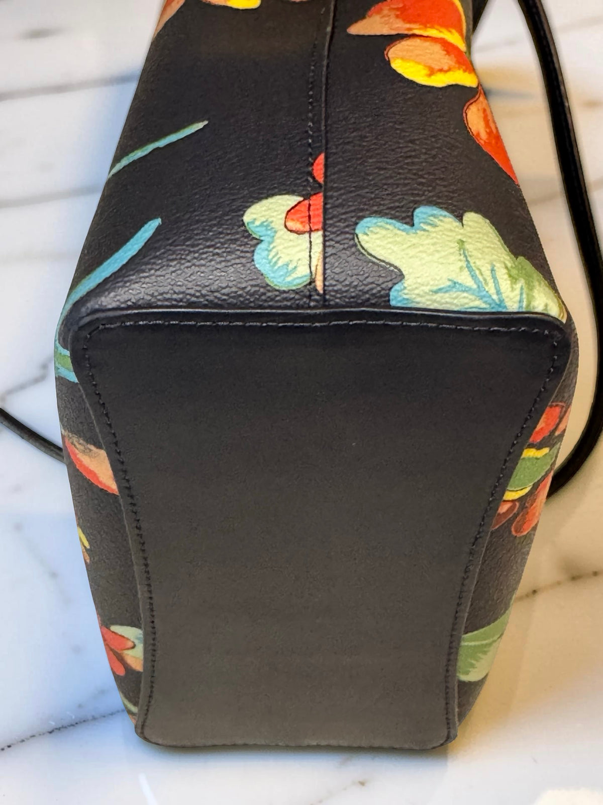 Coach Small Town Bucket Bag — Dreamy Land Floral, Midnight Navy