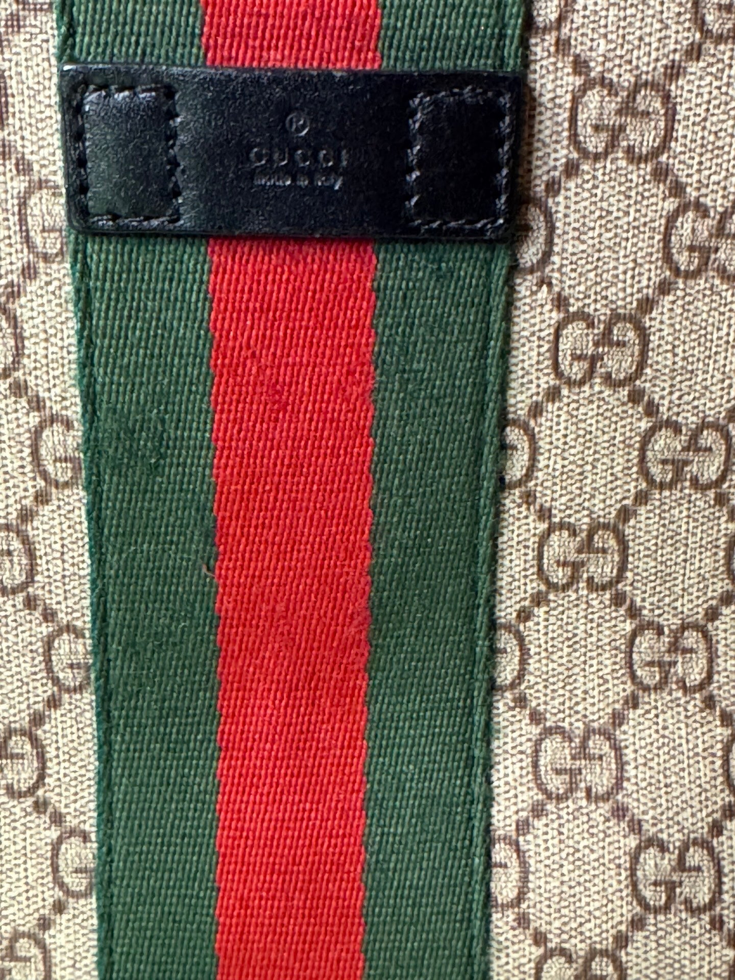Gucci GG Supreme Web Crossbody Messenger Bag — Beige/Ebony