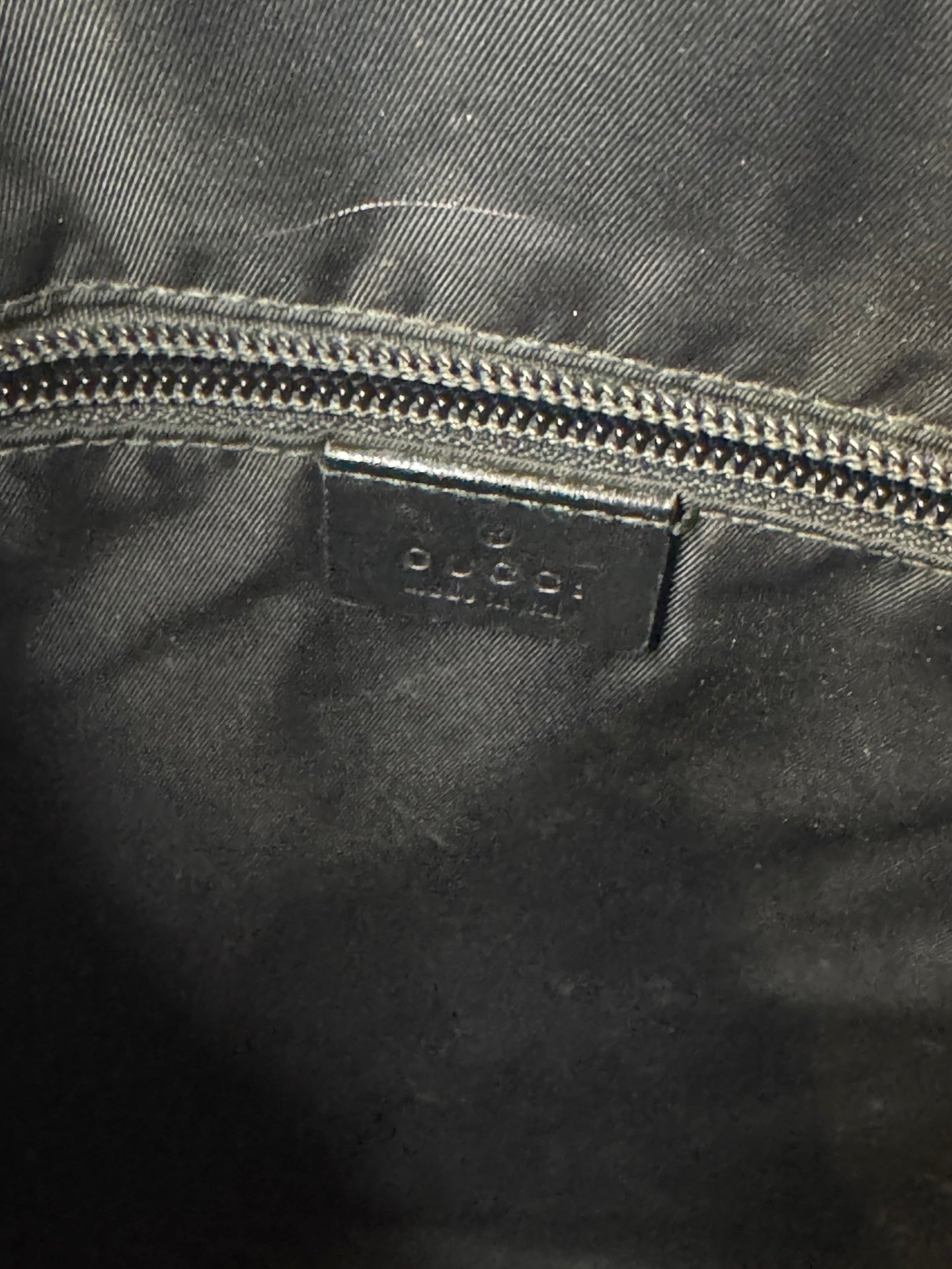 Gucci GG Supreme Web Crossbody Messenger Bag — Beige/Ebony