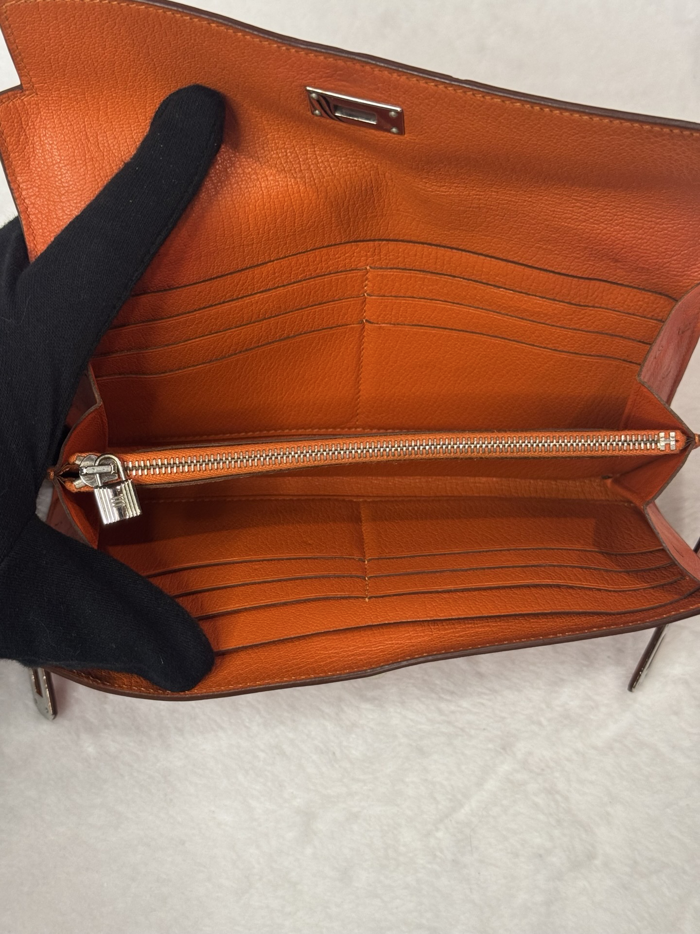Hermès Kelly Classic Wallet — Ostrich, Tangerine, Palladium