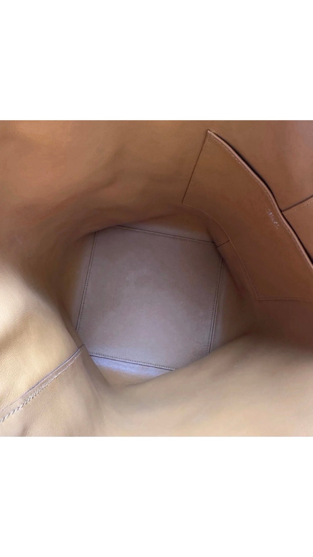 Hermès Licol 19 Bucket Bag, Craie Evercolor with Tricolor Strap