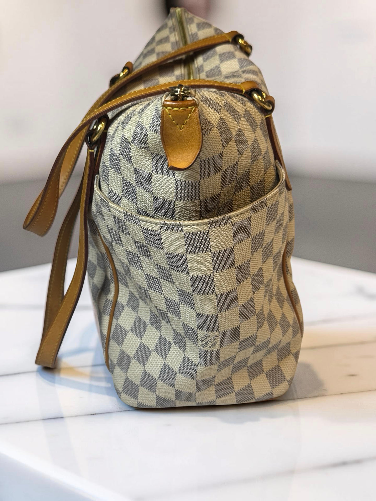 Louis Vuitton Totally MM Damier Azur