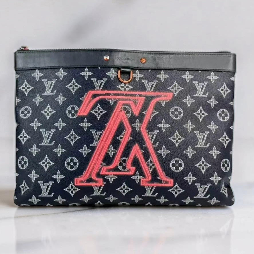Louis Vuitton Pochette Apollo