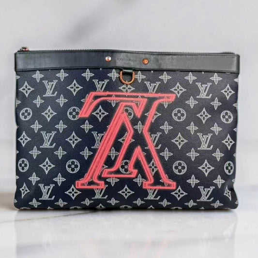 Louis Vuitton Pochette Apollo
