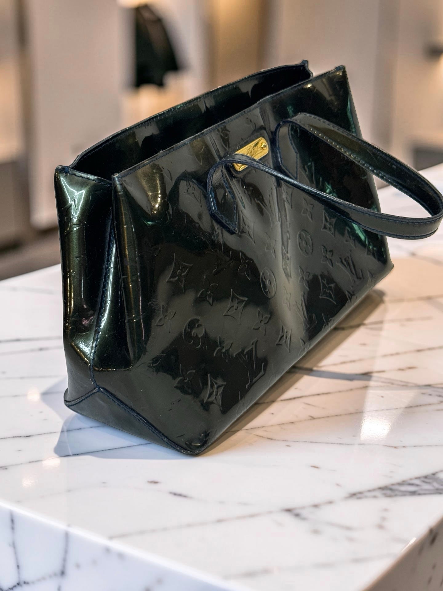Louis Vuitton Wilshire PM — Vert Bronze Monogram Vernis