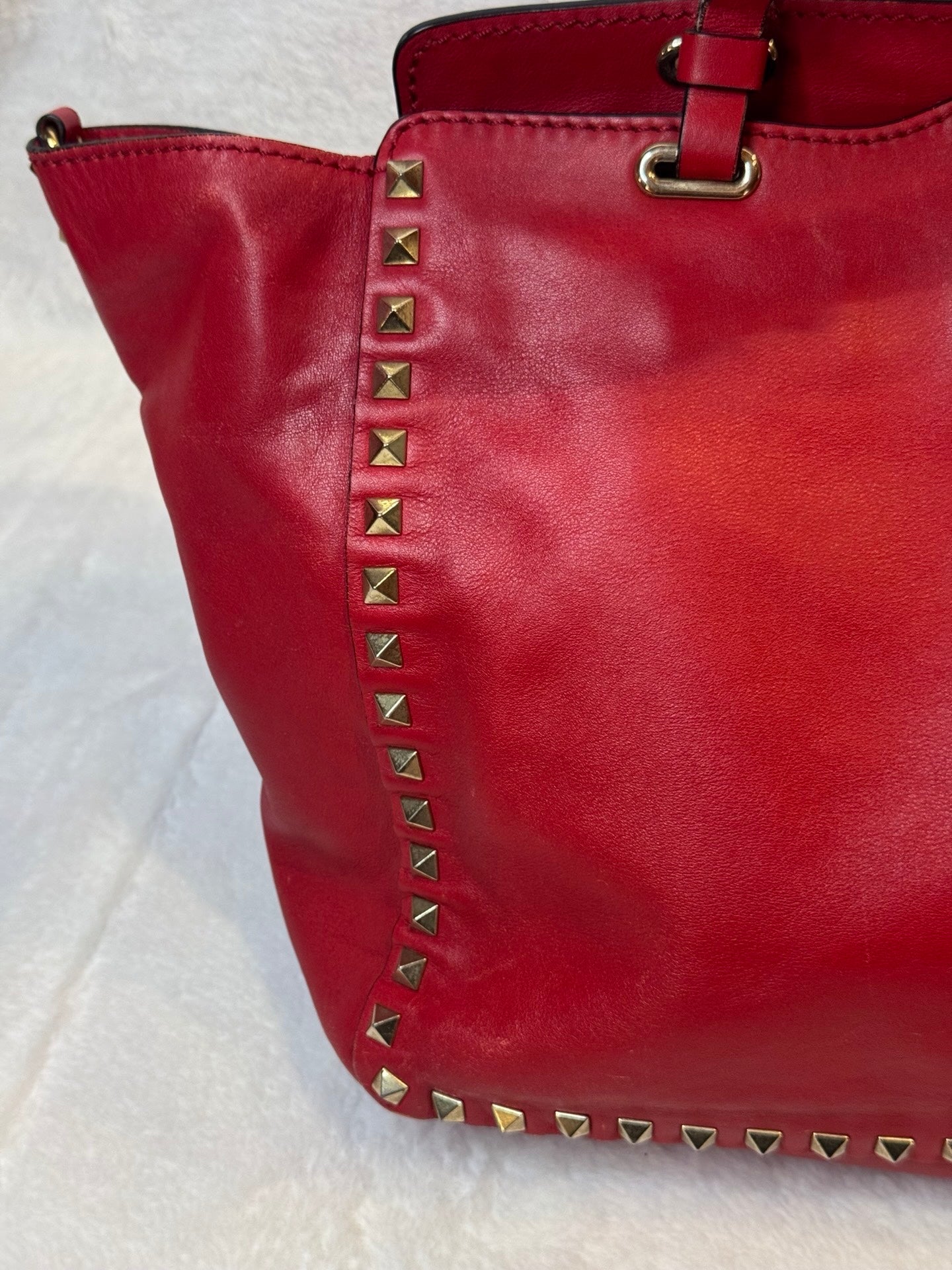 Valentino Rockstud Large Tote – Red Calfskin, Gold Hardware