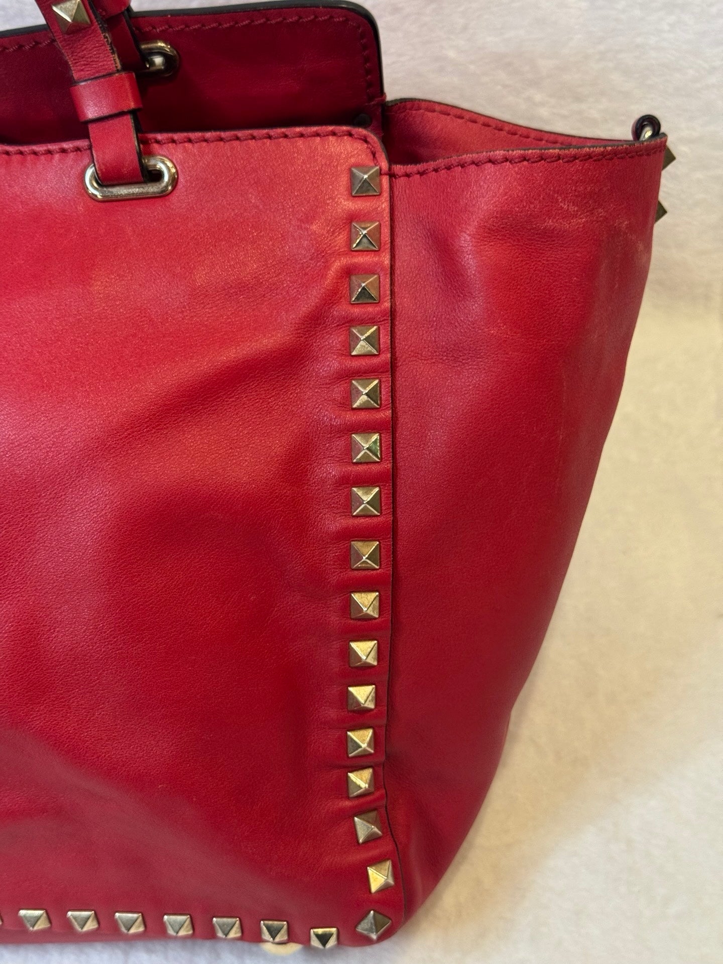 Valentino Rockstud Large Tote – Red Calfskin, Gold Hardware
