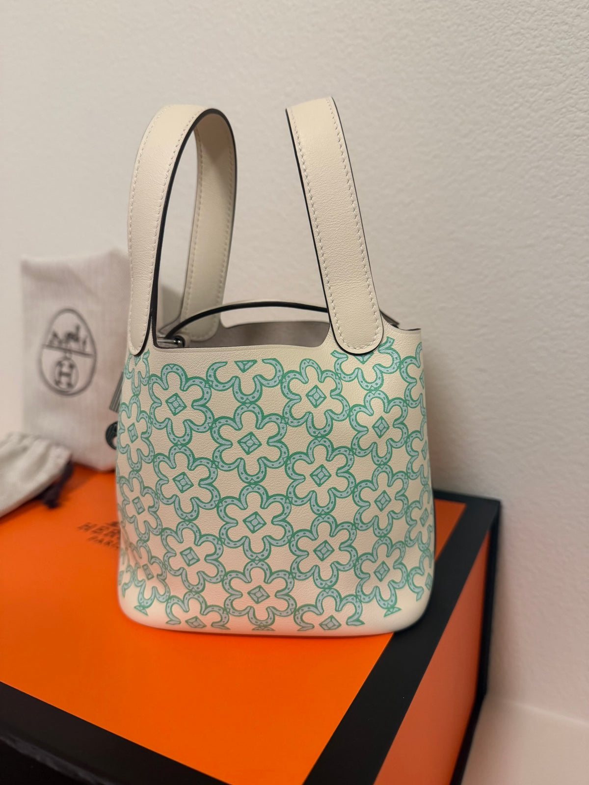 Hermès Picotin Lock 14 Micro, Lucky Daisy in Nata Swift