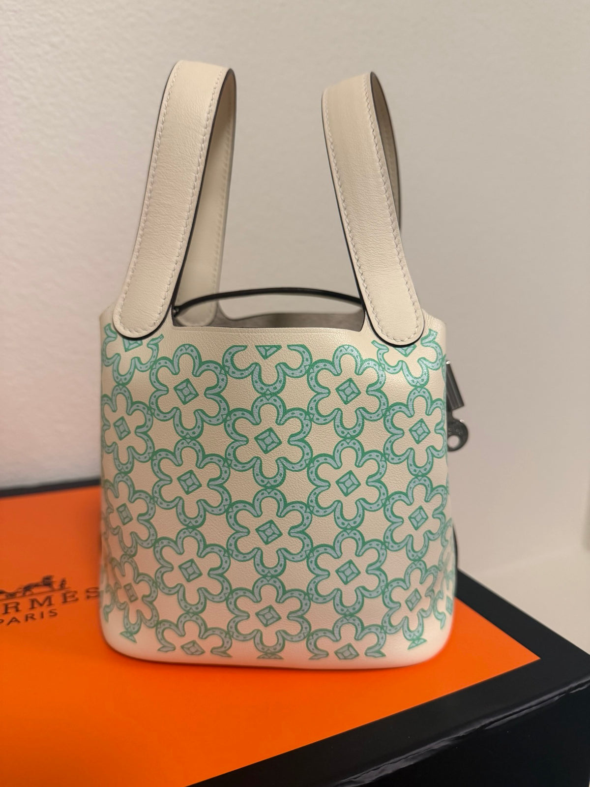 Hermès Picotin Lock 14 Micro, Lucky Daisy in Nata Swift